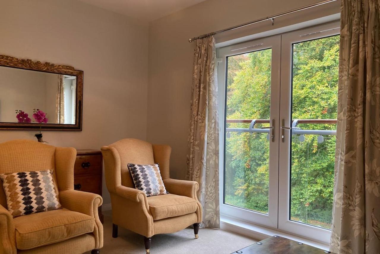 Hedgefield House - Serene Top Floor Flat Inverness Ngoại thất bức ảnh