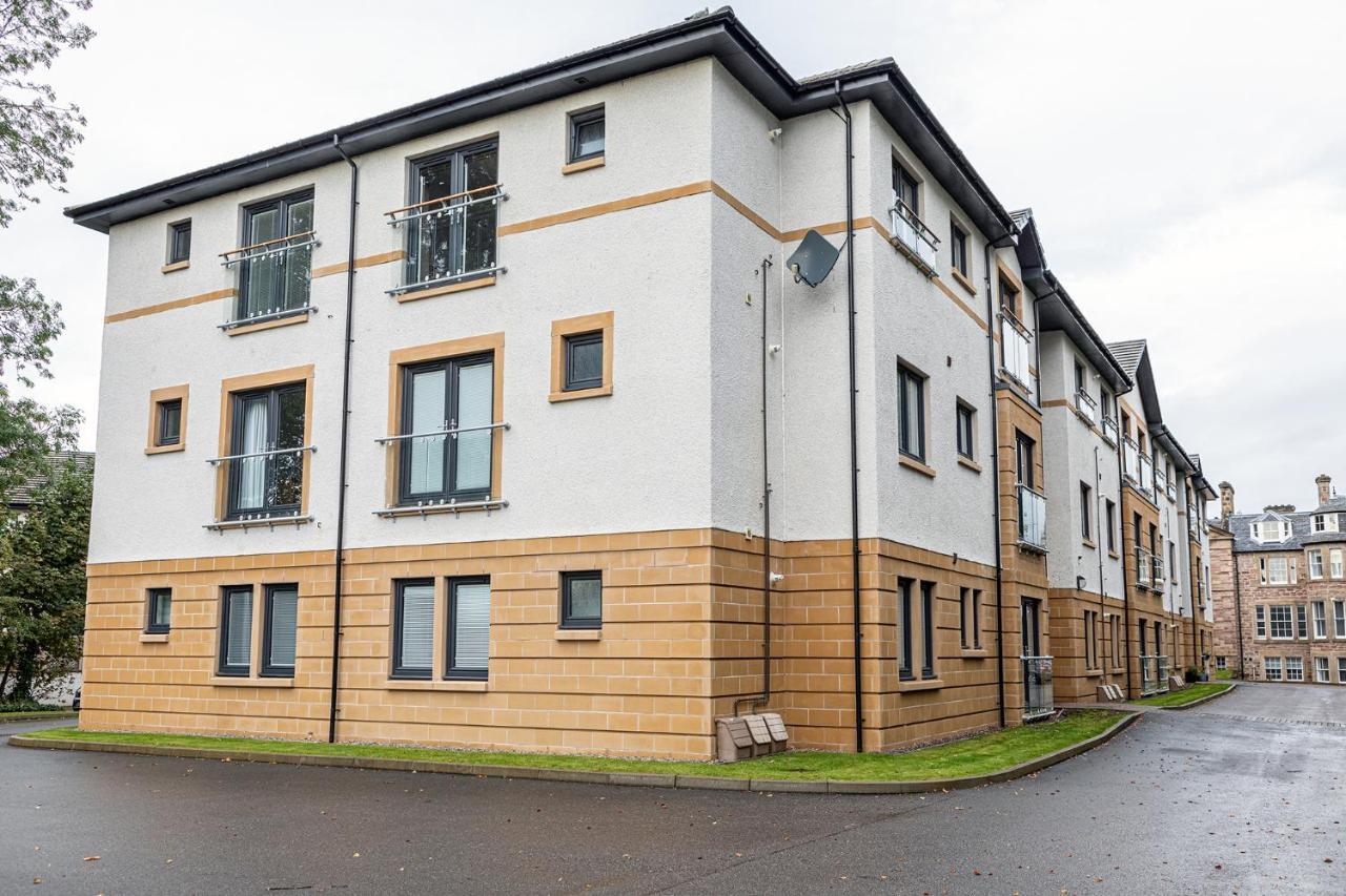 Hedgefield House - Serene Top Floor Flat Inverness Ngoại thất bức ảnh